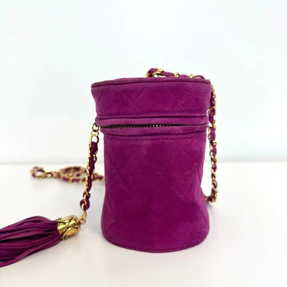 CHANEL Purple Vintage Tassel Chain Vanity Case Shoulder Bag Gold Logo Quilted